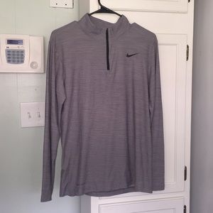 Men’s Nike Light Weight Half Zip - Size Small